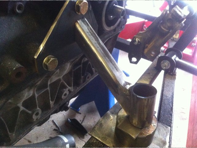 engine mount 1